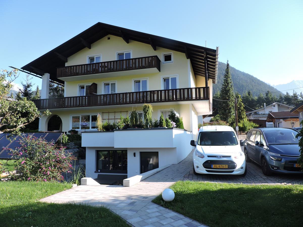 Appartementhaus Bergland Obsteig Exterior foto